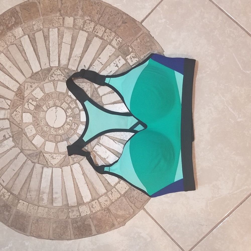 NWOT VSX SPORTS BRA